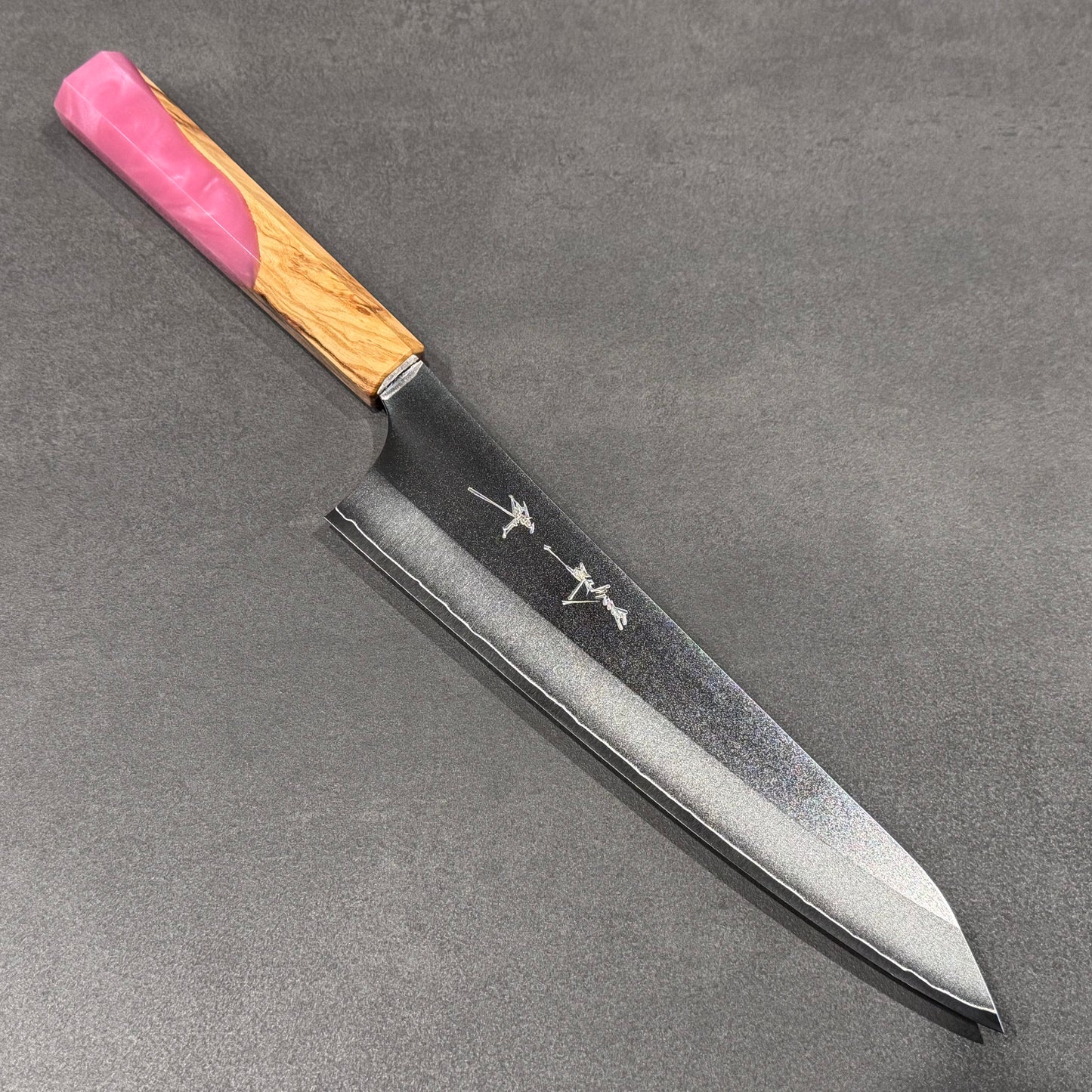 Gekko Gyuto 210mm Olive wood